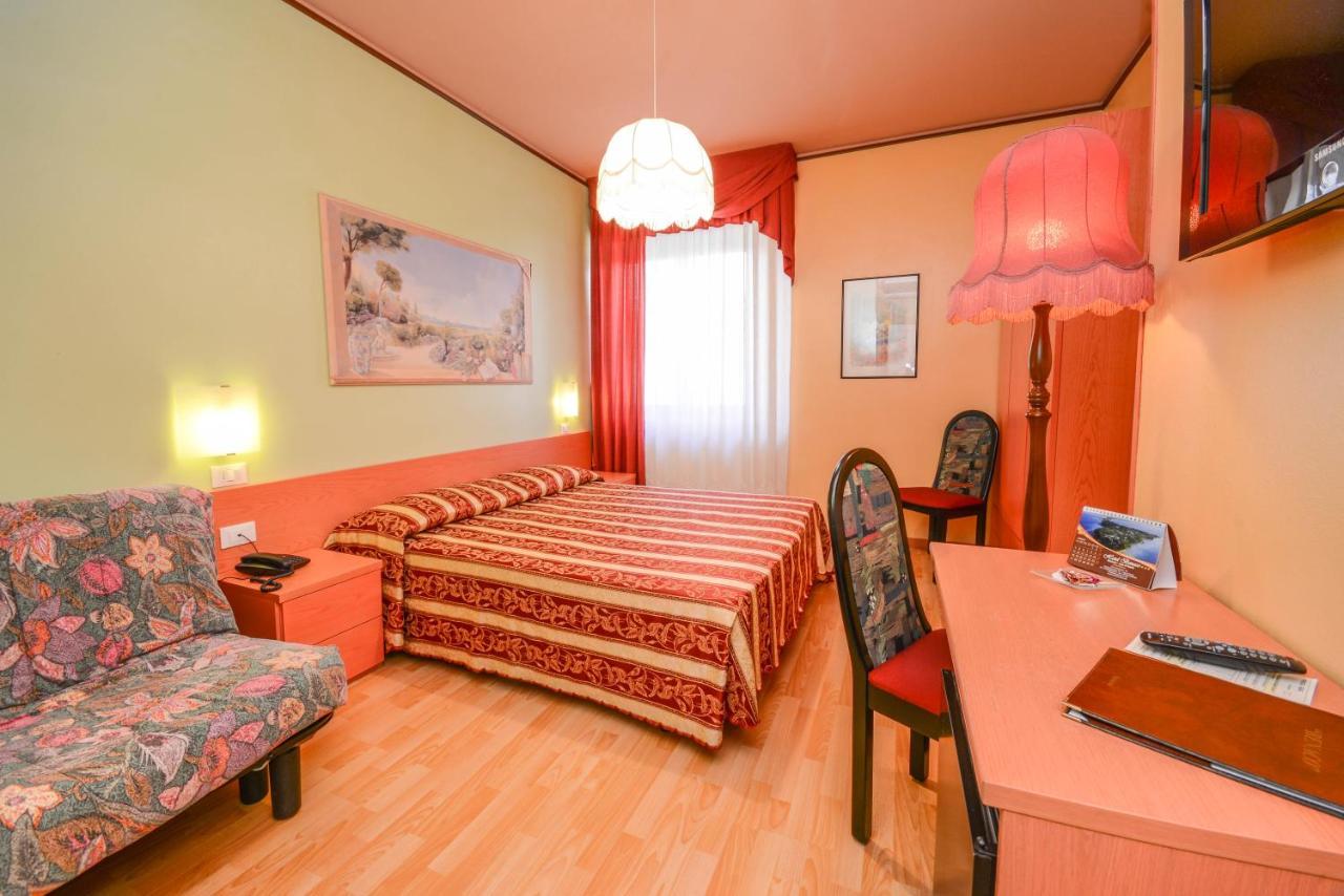 Hotel Benaco Sirmione Luaran gambar